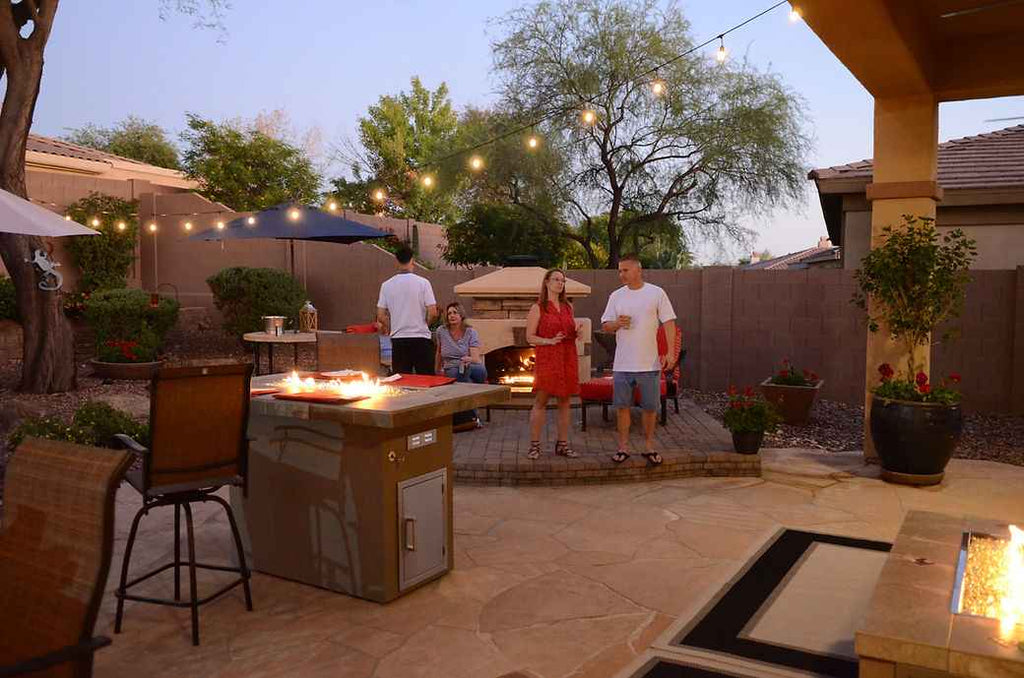 Entertainer Outdoor Fire Pit Table – 6 Ft with Fire Glass