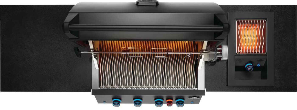 Patio Elegance OASIS™ 300 with Built-in 700 Series 32" Gas Grill
