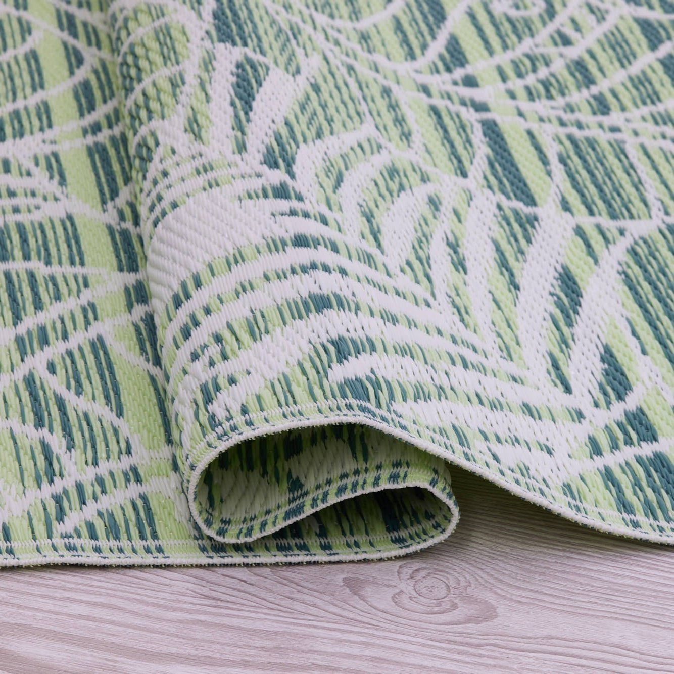 Manila - Green Outdoor Rug for Patio